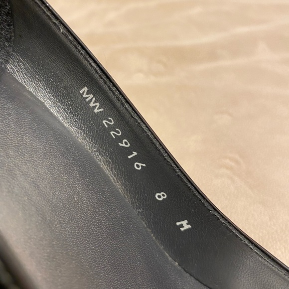 Stuart Weitzman patent platform pump - Picture 8 of 9